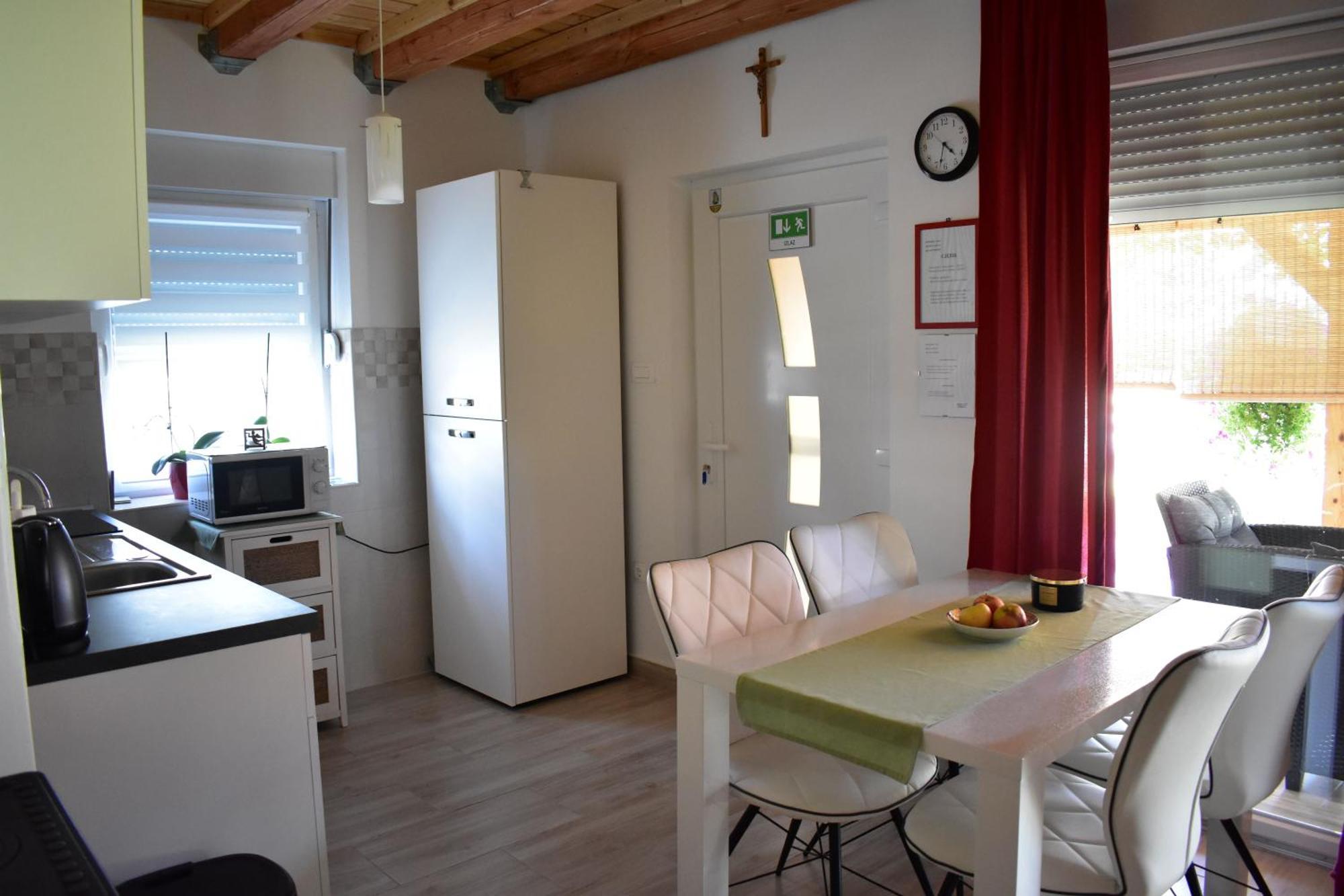 Apartman Tea Valpovo Extérieur photo