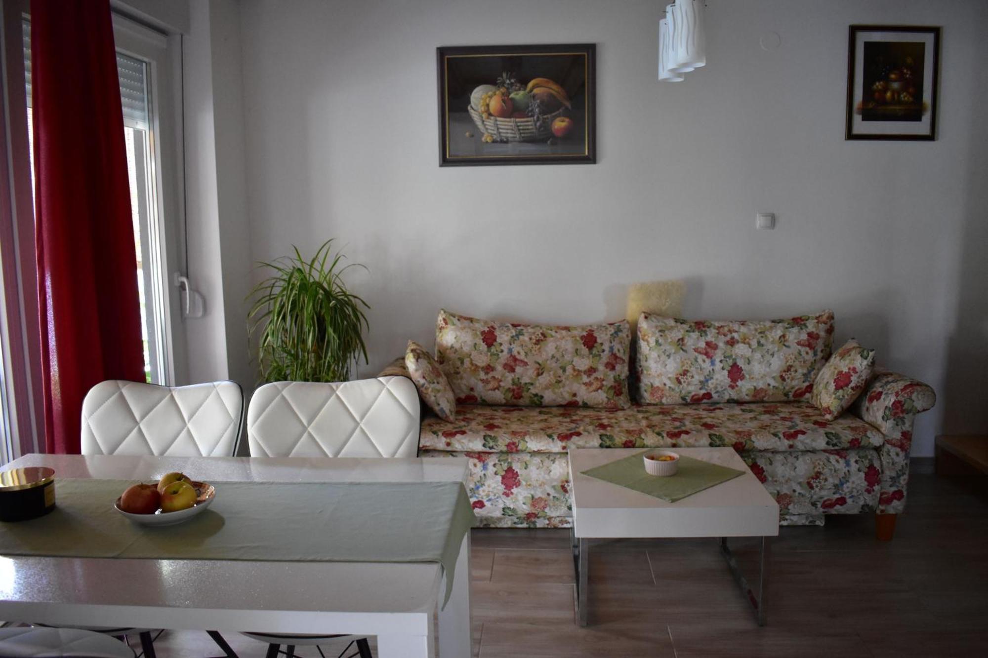 Apartman Tea Valpovo Extérieur photo